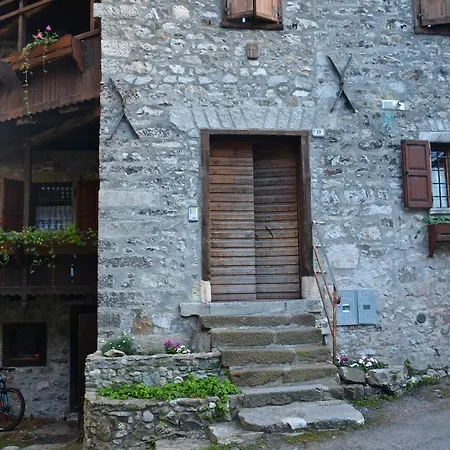 Apartamento La Tana Dell'Orso Forni di Sopra Exterior foto